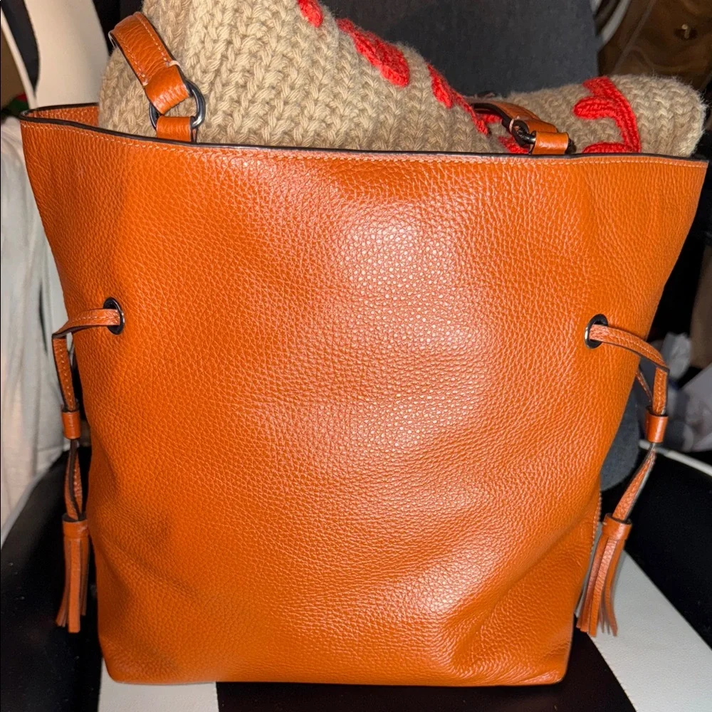 Coach ‘Andy’ Orange Pebbled Leather Tote Bag - Picture 3 of 12